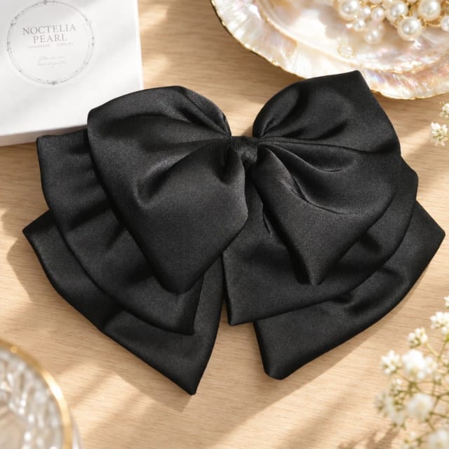 nocteliapearl.com Chic Elegance Hair Claw GINA— Premium Fabric Hair Clip for All Hair Types, Lightweight & Secure