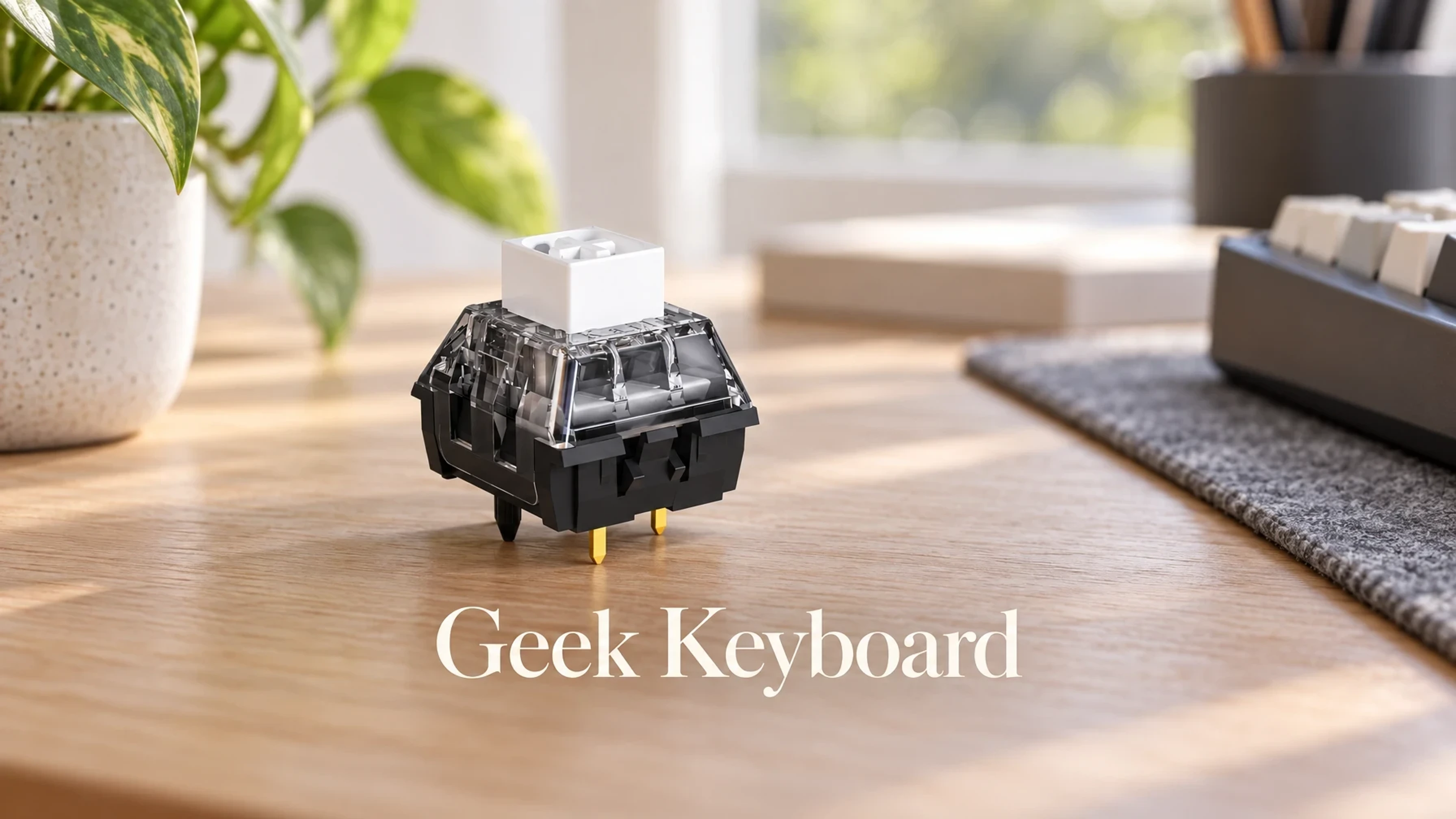 Geek Keyboard Kailh BOX V2 기계식 키보드 스위치 in a bright home